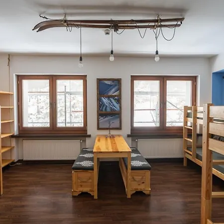 Schronisko Pttk Przyslop Pod Barania Gora Hostel Wisła