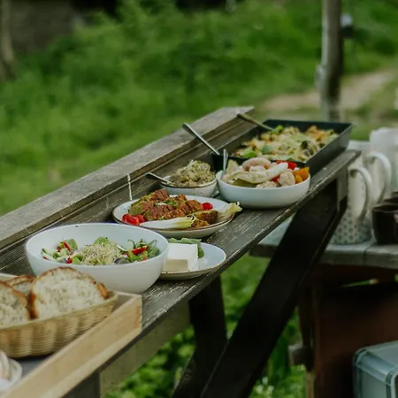 Schronisko Pttk Przyslop Pod Barania Gora *