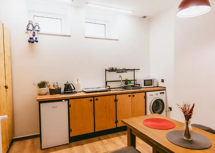 Schronisko Pttk Przyslop Pod Barania Gora *